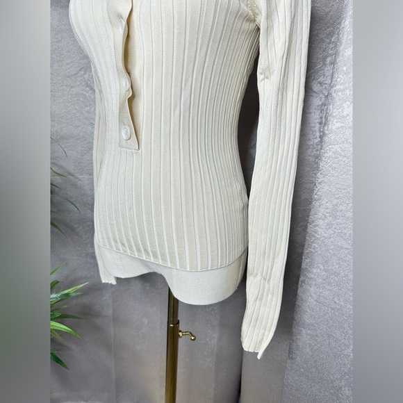 NEW GOOD AMERICAN Women’s Ribbed-Knit Polo Sweater in Ecru Sz 00/0 - Picture 7 of 13
